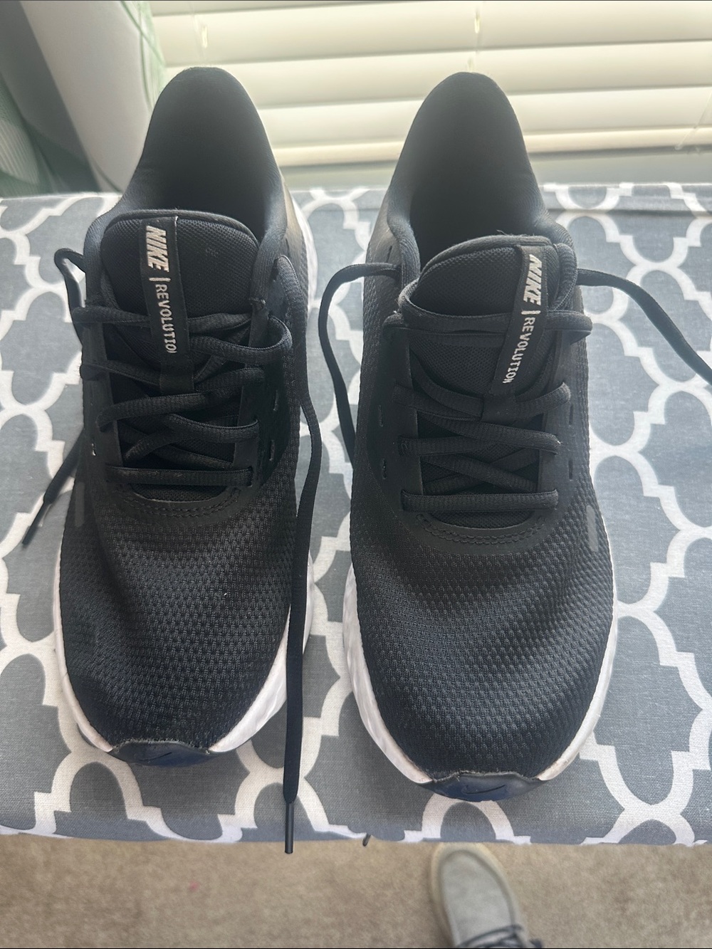 Nike Black and White womens Running Shoes